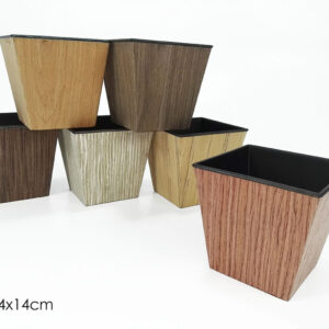 SQUARE POT WOOD EFFECT 13CMS 016791