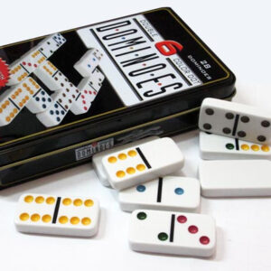 DOMINOES 004682