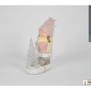 DOLL WITH CAP AND TREE BATT 18CMS 872419