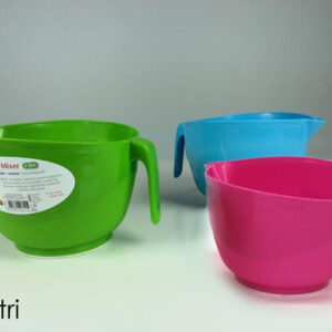 PLASTIC JAR WITH SPOUT 047115