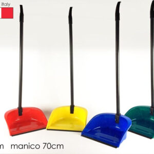 PLASTIC DUSTPAN WITH STICK 013172